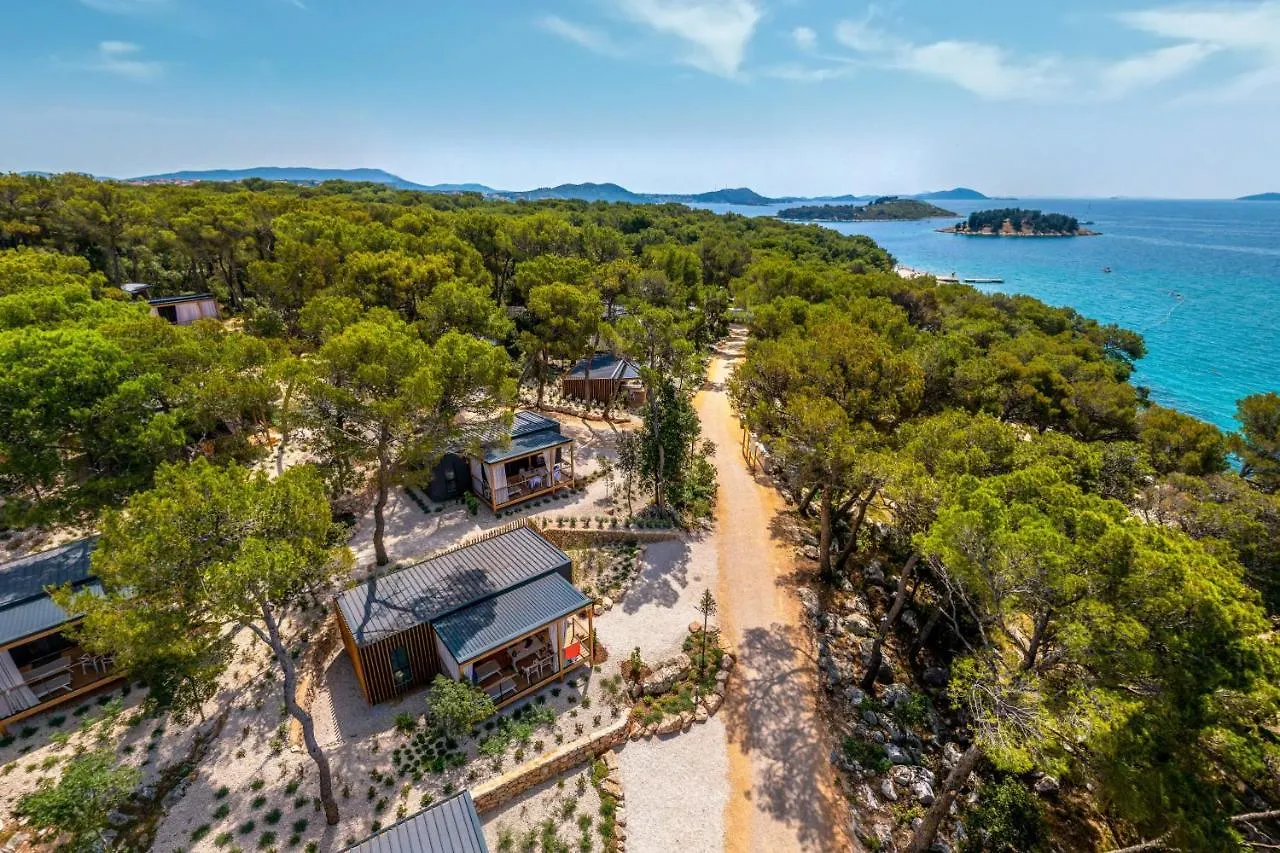 Pine Beach Pakostane Glamping Homes Vakantiepark